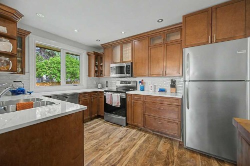 623 Cantrell Place Sw, Calgary, AB 