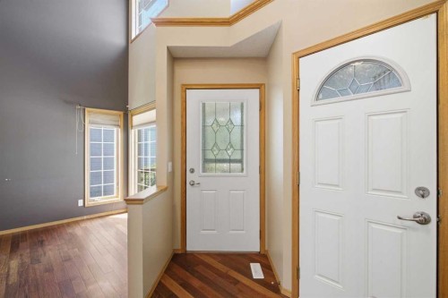 144 Douglas Ridge Close Se, Calgary, AB - Indoor Photo Showing Other Room