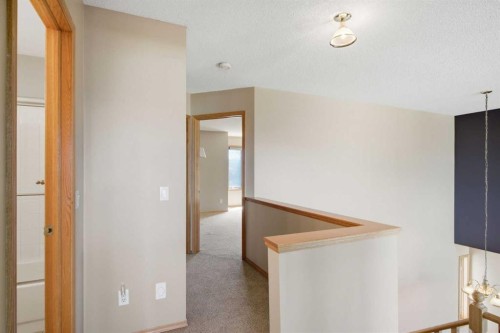 144 Douglas Ridge Close Se, Calgary, AB - Indoor Photo Showing Other Room