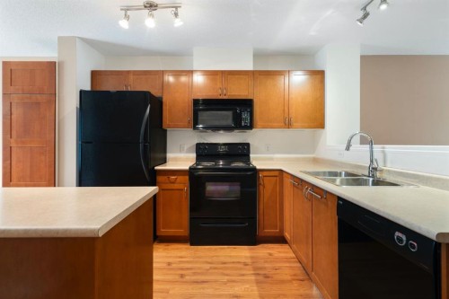 361 Elgin Gardens Se, Calgary, AB 