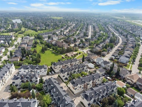 361 Elgin Gardens Se, Calgary, AB 