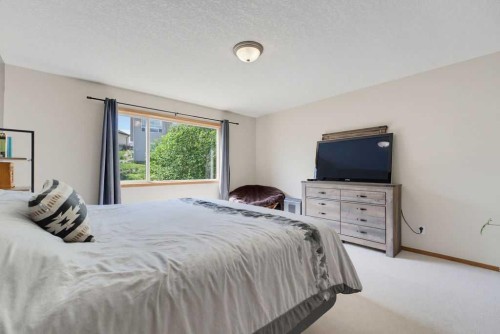 11 Bow Ridge Link, Cochrane, AB 