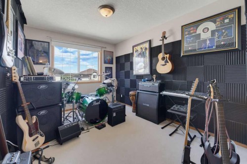 11 Bow Ridge Link, Cochrane, AB 