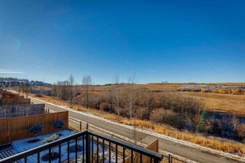 57 Crestridge Bay Sw, Calgary, AB 