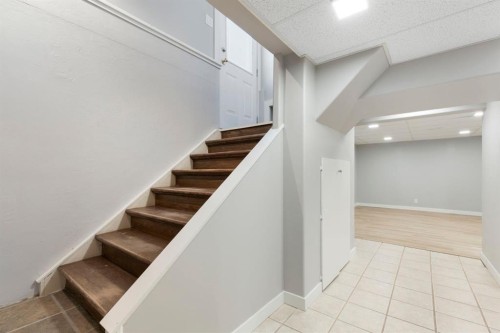 69 Winslow Crescent Sw, Calgary, AB 