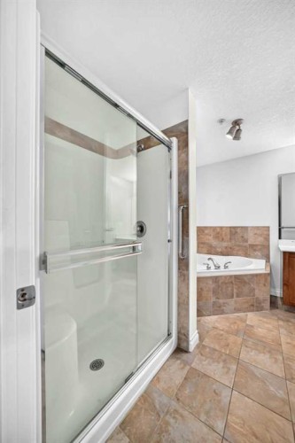 103-4 Hemlock Crescent Sw, Calgary, AB 