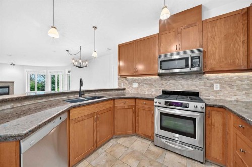 103-4 Hemlock Crescent Sw, Calgary, AB 
