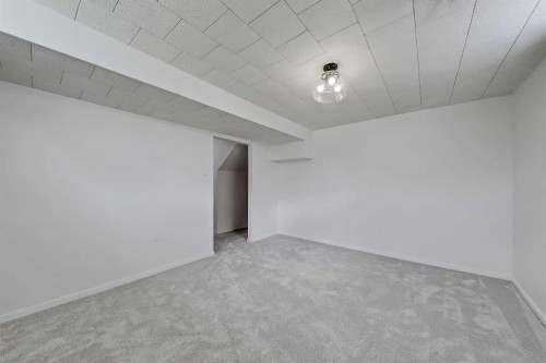 7443 Ogden Road Se, Calgary, AB 