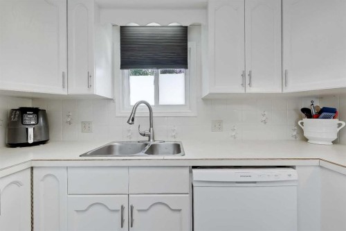 7443 Ogden Road Se, Calgary, AB 