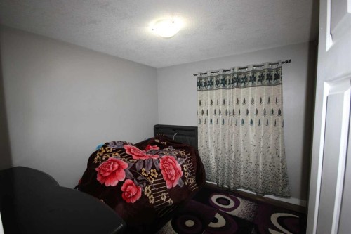 379 Falmere Road Ne, Calgary, AB 