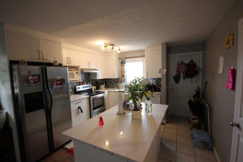 379 Falmere Road Ne, Calgary, AB 