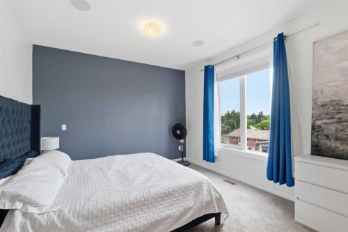5-308 11 Avenue Ne, Calgary, AB - Indoor Photo Showing Bedroom