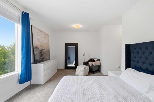 5-308 11 Avenue Ne, Calgary, AB - Indoor Photo Showing Bedroom