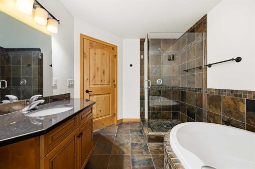 102-714 3Rd Street, Canmore, AB 