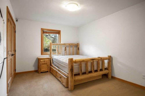 102-714 3Rd Street, Canmore, AB 