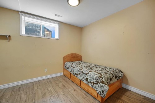 2714 74 Avenue Se, Calgary, AB 