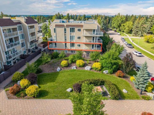 204-3747 42 Street Nw, Calgary, AB - Outdoor