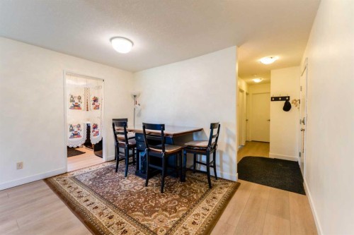 204-3747 42 Street Nw, Calgary, AB - Indoor Photo Showing Dining Room