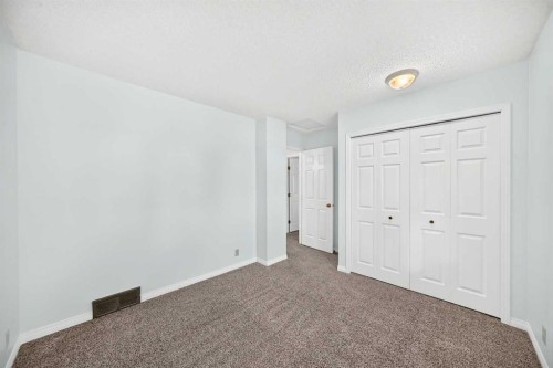 416 Hawkhill Place Nw, Calgary, AB 