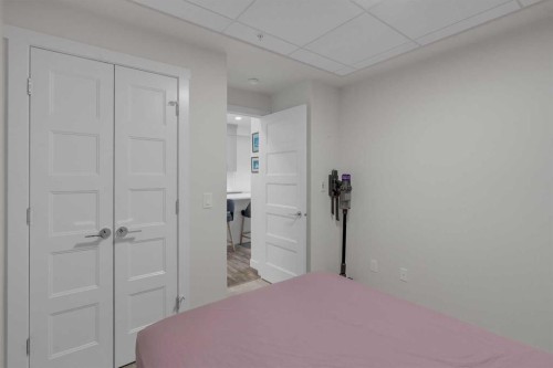 315-55 Wolf Hollow Crescent Se, Calgary, AB - Indoor