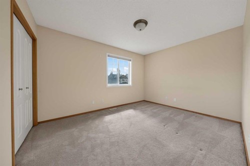 63 Cougartown Close Sw, Calgary, AB 