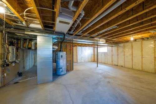 63 Cougartown Close Sw, Calgary, AB 