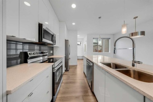 242 Carrington Gate Nw, Calgary, AB 