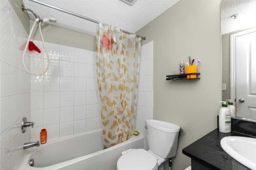 207-5 Saddlestone Way Ne, Calgary, AB - Indoor Photo Showing Bathroom