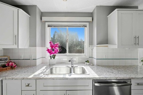 175 Shannon Circle Sw, Calgary, AB 