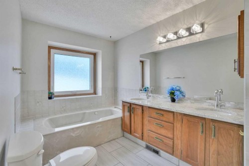 88 Edelweiss Drive Nw, Calgary, AB 