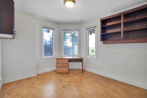 88 Edelweiss Drive Nw, Calgary, AB 