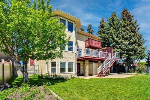 88 Edelweiss Drive Nw, Calgary, AB 