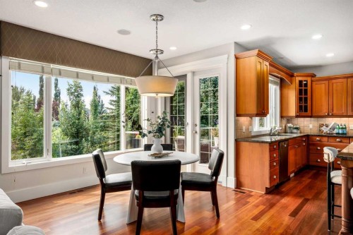 41 Aspen Ridge Way Sw, Calgary, AB - Indoor Photo Showing Dining Room