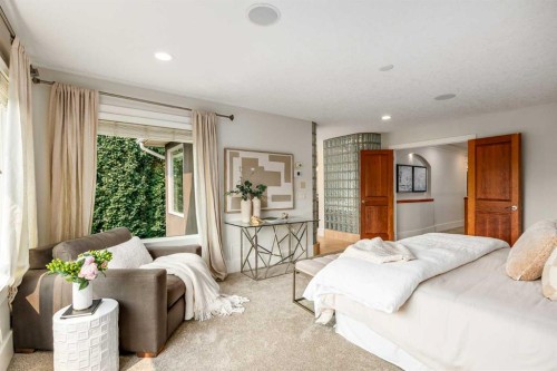 41 Aspen Ridge Way Sw, Calgary, AB - Indoor Photo Showing Bedroom
