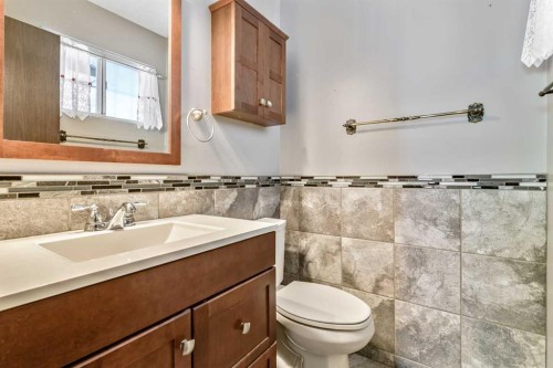 12716 Cannington Way Sw, Calgary, AB 