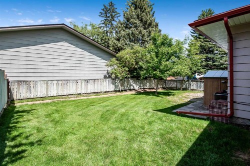 12716 Cannington Way Sw, Calgary, AB 