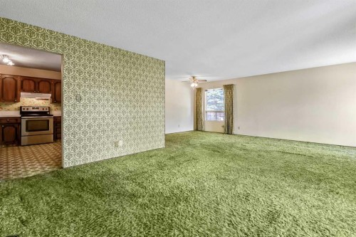 12716 Cannington Way Sw, Calgary, AB 