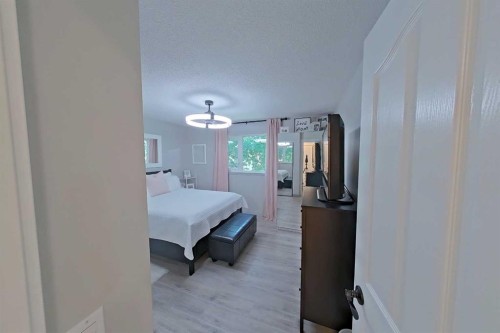 6803 24 Avenue Ne, Calgary, AB 