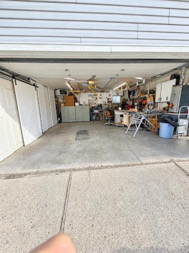 6803 24 Avenue Ne, Calgary, AB 