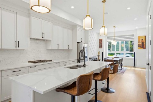 2808 40 Street Sw, Calgary, AB - Indoor Photo Showing Kitchen With Double Sink With Upgraded Kitchen