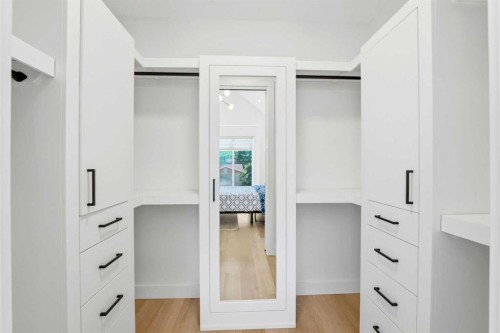 2808 40 Street Sw, Calgary, AB - Indoor