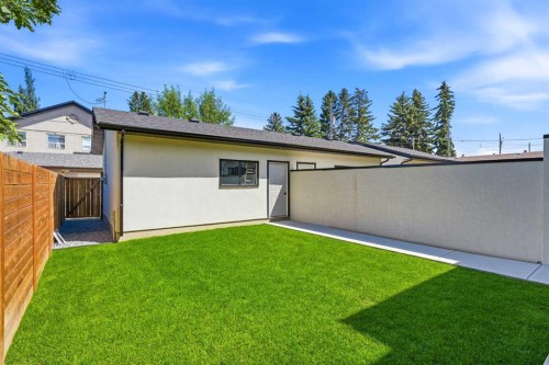 2808 40 Street Sw, Calgary, AB - Outdoor
