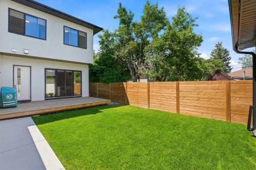 2808 40 Street Sw, Calgary, AB - Outdoor