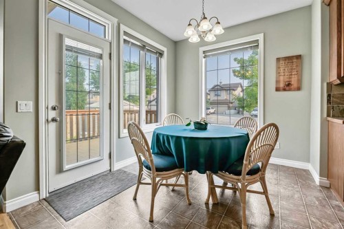 14 Cimarron Park Cove, Okotoks, AB 