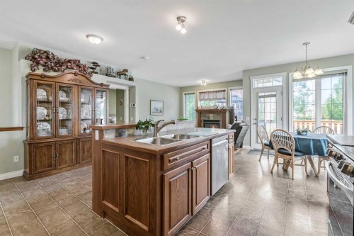 14 Cimarron Park Cove, Okotoks, AB 