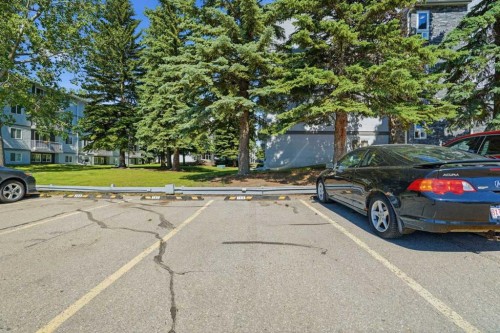 203B-5601 Dalton Drive Nw, Calgary, AB - Outdoor