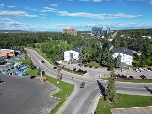 203B-5601 Dalton Drive Nw, Calgary, AB - Outdoor With View