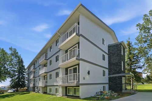 203B-5601 Dalton Drive Nw, Calgary, AB - Outdoor With Balcony