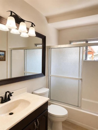 2510 35 Street Se, Calgary, AB 