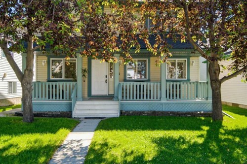 1044 Creek Springs Rise NW Airdrie, AB T4B 2V5